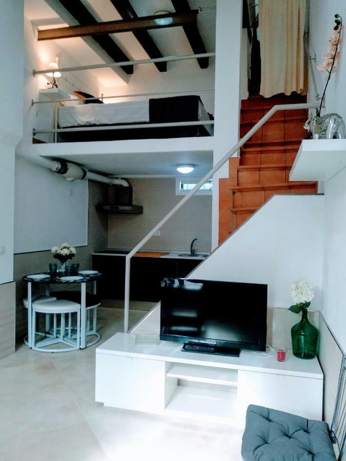 Wish Suite Barrio De Leon En Triana Севилья Экстерьер фото